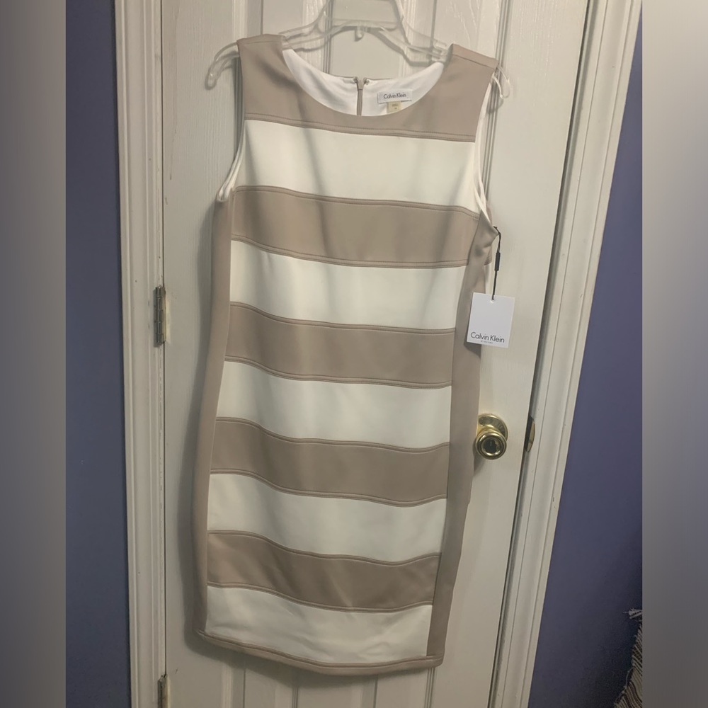 Beautiful slimming dress!